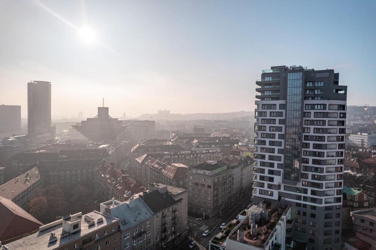 Lam Premiere - Ac - Awesome View In Bratislava Apartment Luaran gambar